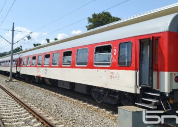 Обявени са обществени поръчки за завършване на железопътен Коридор 8 в България