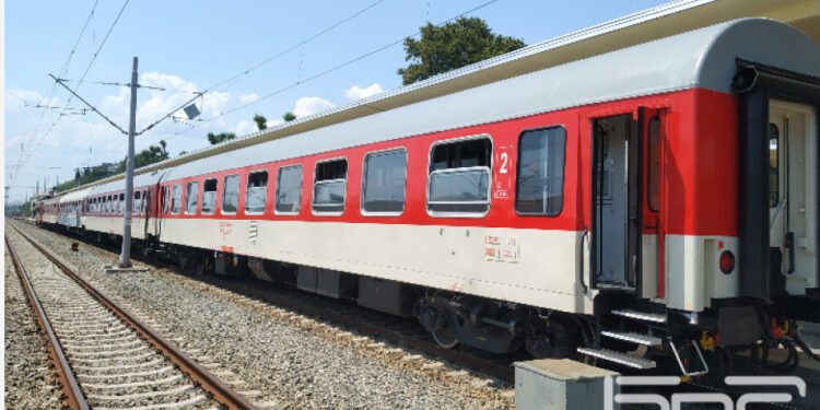 Обявени са обществени поръчки за завършване на железопътен Коридор 8 в България