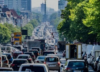 Броят на автомобилите в Германия достига нов исторически рекорд