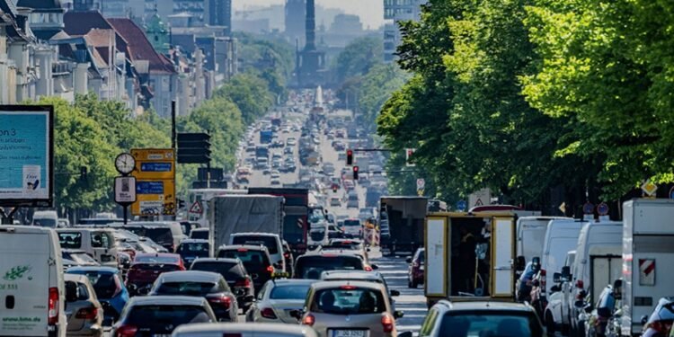 Броят на автомобилите в Германия достига нов исторически рекорд